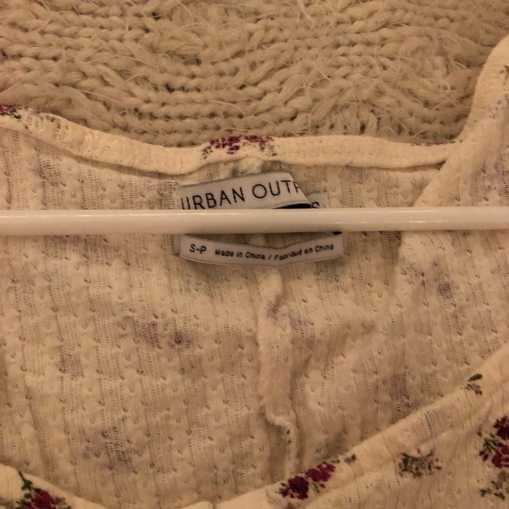 urban floral long sleeve !! - Picture 3 of 5